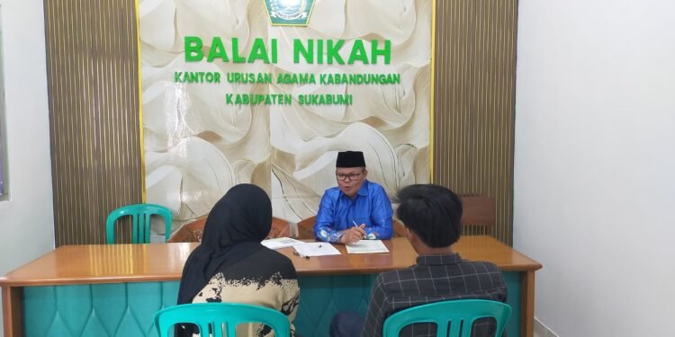 Penghulu KUA Kabandungan Berikan Bimbingan Perkawinan Mandiri, Siapkan Calon Pengantin Bangun Keluarga Tangguh