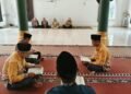 Bakda Zuhur, Pegawai KUA Ciracap Hidupkan Maulid Nabi dengan Tadarus dan Selawat