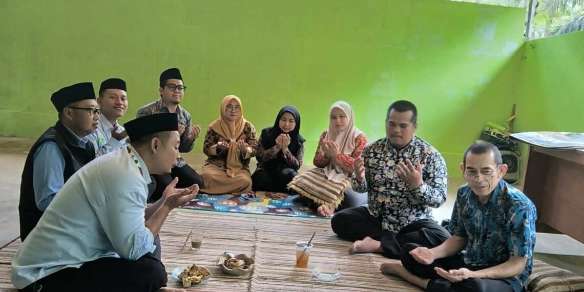Dari KUA Surade, Semangat Maulid Nabi dan Gema Selawat Kebangsaan Bergema