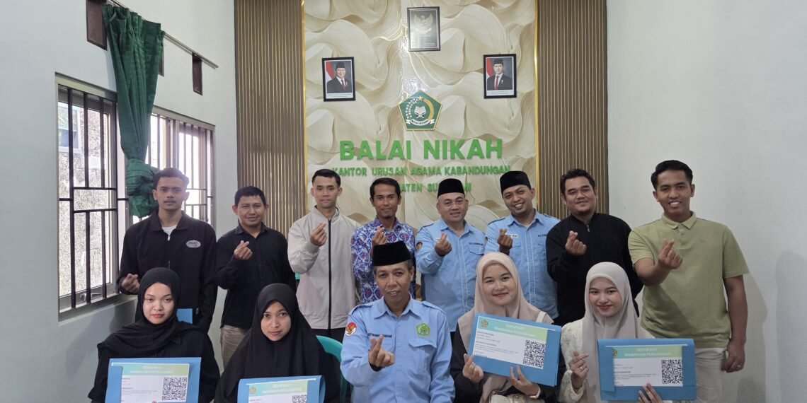 Menuju Rumah Tangga Sakinah, Kepala KUA Kabandungan Bekali Lima Pasang Catin