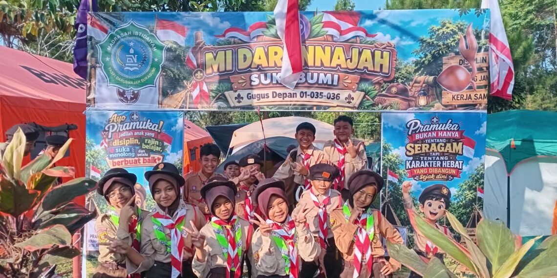 MI dan MTs Darunnajah Sukabumi Raih Juara Umum Pesta Siaga dan Jambore Pramuka