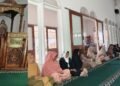 Penyuluh KUA Sukalarang Bahas Fikih dan Tasawuf dalam Bimluh di MT Al-Ikhlas 2 Cimangkok
