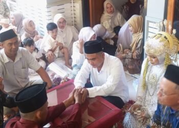 Penghulu KUA Ciracap Pandu Ijab Kabul, Bekali Pengantin Bangun Rumah Tangga Harmonis