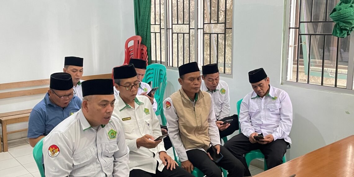 Gema Selawat Kebangsaan, KUA Kabandungan Perkuat Cinta Rasul dan Semangat Pengabdian