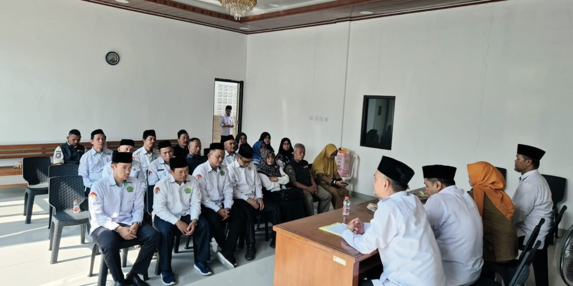 KUA Kebonpedes Gelar Pembinaan dan Koordinasi, Perkuat Kedisiplinan serta Sinergi Pelayanan