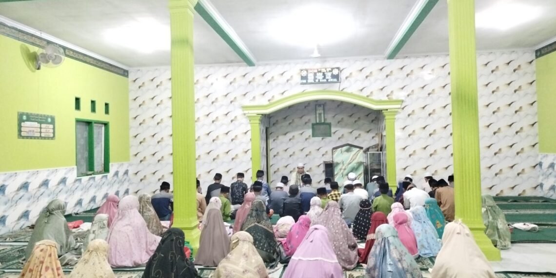 Penyuluh KUA Kabandungan Bersama Ponpes Nurussalam Semarakkan Gema Selawat Kebangsaan