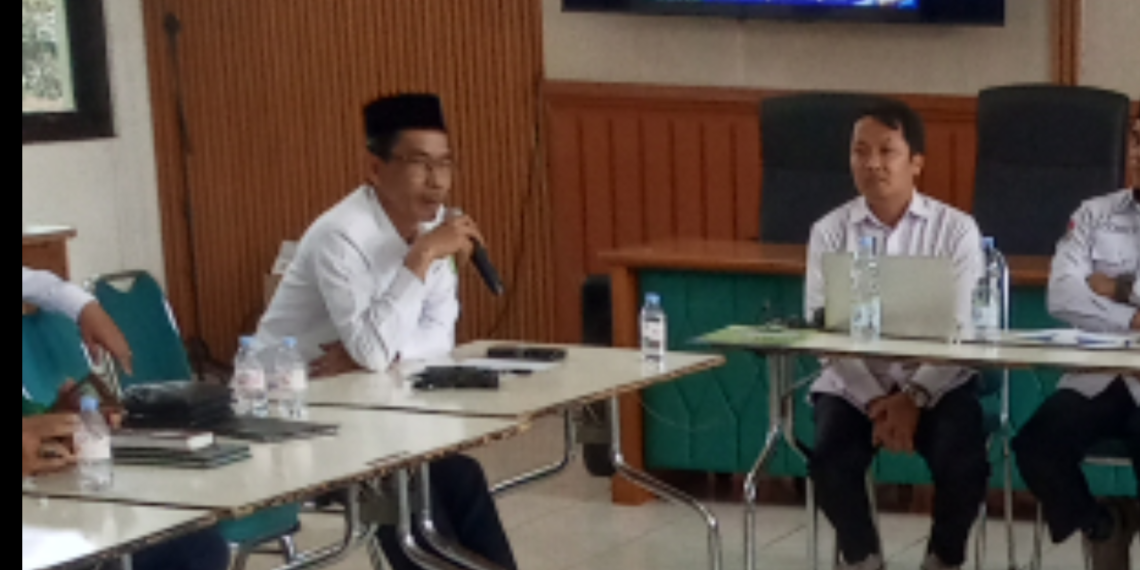 Forum Konsultasi Publik Kemenag Kabupaten Sukabumi, Penyelenggara Zakat dan Wakaf Paparkan Digitalisasi Layanan Wakaf