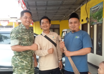 KUA Cicurug Ikuti Jumsih Bersama Forkopimcam, Perkuat Sinergi Wujudkan Lingkungan Bersih