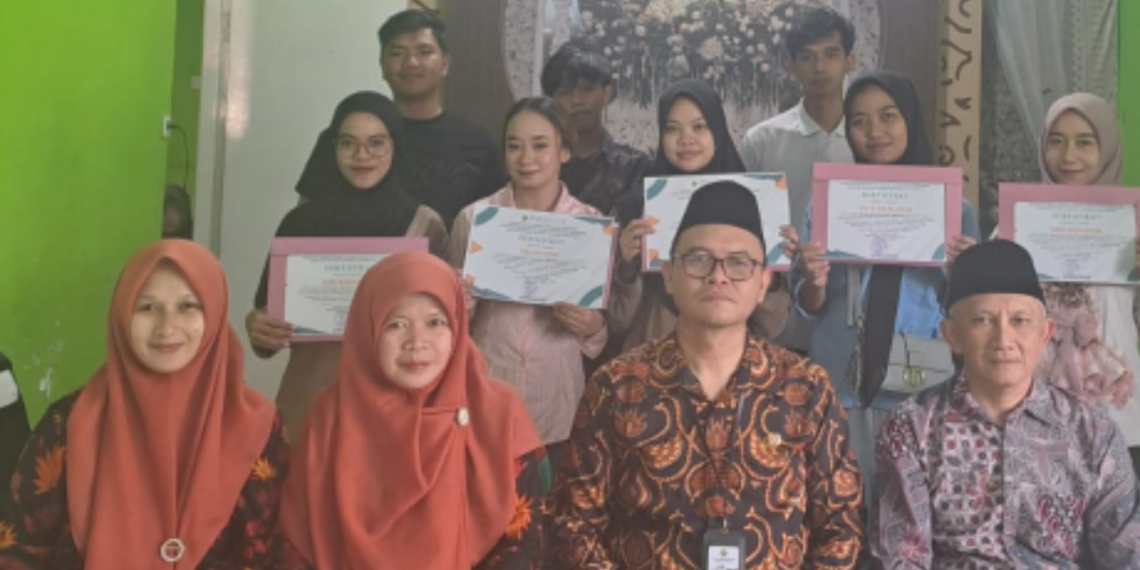 Bimbingan Pranikah KUA Cisaat Bekali Calon Pengantin Pahami Hak dan Kewajiban Suami Istri