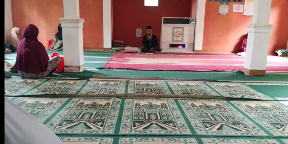 Penyuluh KUA Cikidang Ajak Jamaah Mensyukuri Nikmat Kemerdekaan