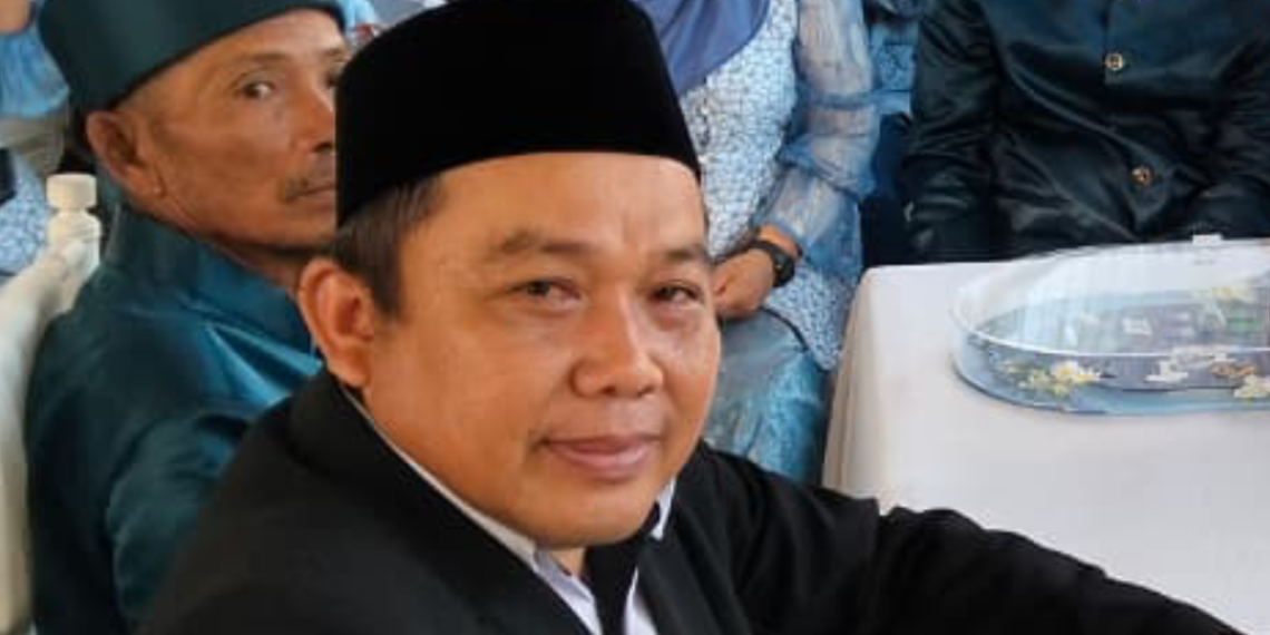 Amanah Perdana sebagai Penghulu, Komarudin Kawal Akad Nikah di Ciracap