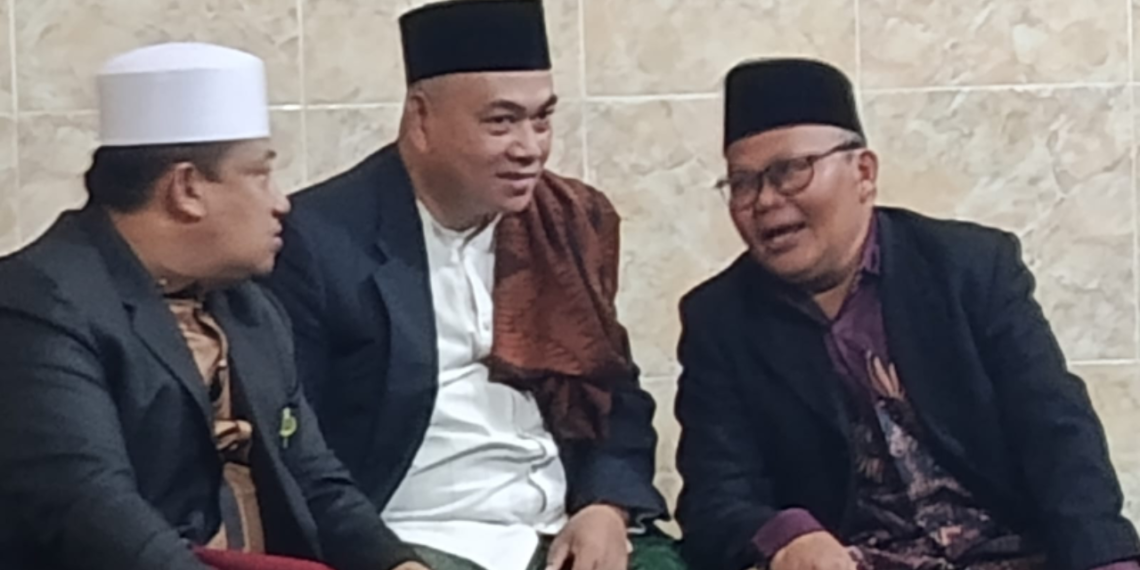 Penyuluh KUA Kabandungan Ajak Jamaah Teladani Akhlak Rasulullah dalam Peringatan Maulid