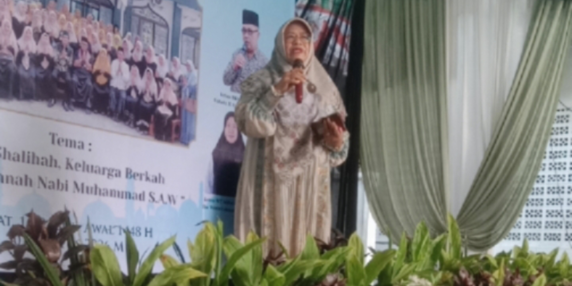 Penyuluh KUA Cicurug Ajak Jamaah MT Millata Ibrahim Bangun Generasi Berakhlak Mulia