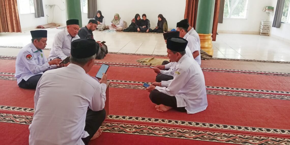 Gema Selawat Kebangsaan Hari Kedua, KUA Ciracap Lanjutkan Pembacaan Dalā’il al-Khayrāt