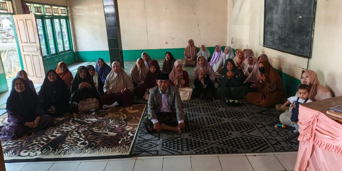 Gema Selawat Kebangsaan Hari Kedua, Penyuluh KUA Kabandungan Bersama Jamaah Al-Barkah