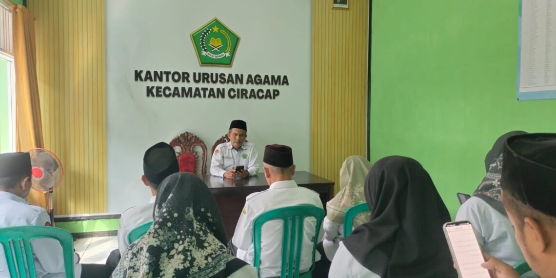 KUA Ciracap Gerakkan Jajaran Semarakkan Gema Sholawat Kebangsaan hingga ke Tengah Masyarakat