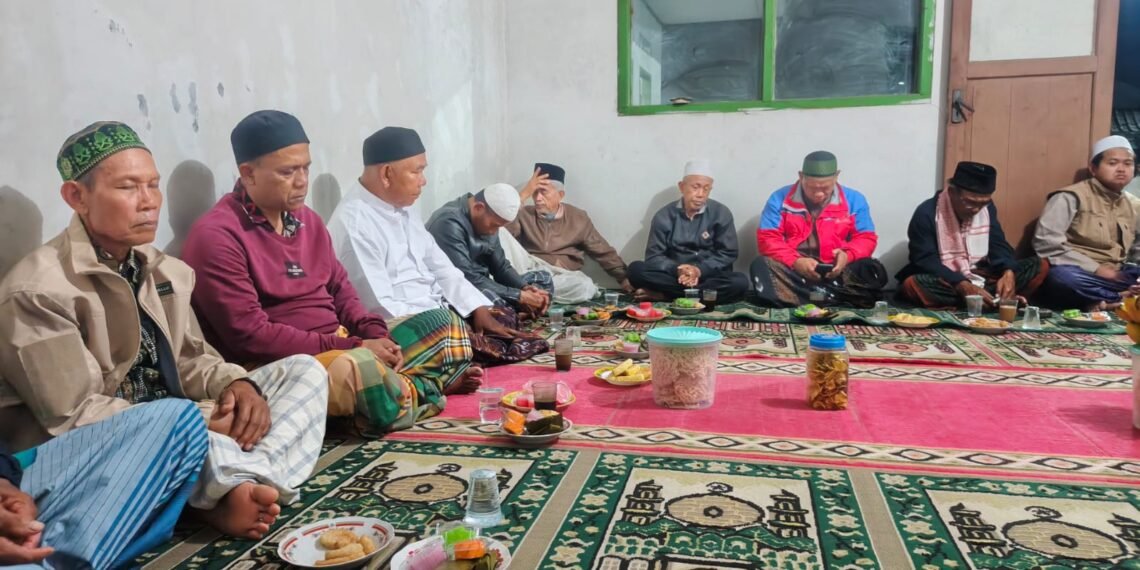 Penyuluh KUA Lengkong Semarakkan Gema Selawat Kebangsaan di MT Nurul Ihsan