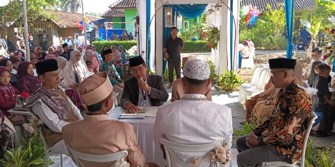 Penghulu KUA Surade Laksanakan Pencatatan Pernikahan, Perkuat Nasihat Keluarga Sakinah