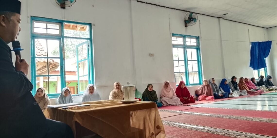 Kepala KUA Bojonggenteng Bersama Penyuluh Semarakkan Gema Selawat di Majelis Taklim Nurul Iman