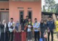Kolaborasi Lintas Generasi dan Lembaga, Penyuluh KUA Kadudampit Bersama Mahasiswa UMN Kalibrasi Arah Kiblat 25 Rumah Warga