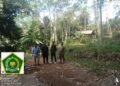 Penyuluh KUA Gegerbitung Verifikasi dan Survei Tanah Wakaf untuk Pemakaman di Desa Caringin