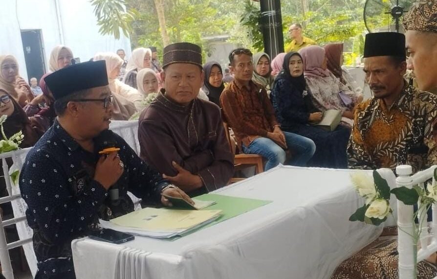 Kepala KUA Bojonggenteng Laksanakan Akad Nikah, Perkuat Pesan tentang Keluarga Sakinah