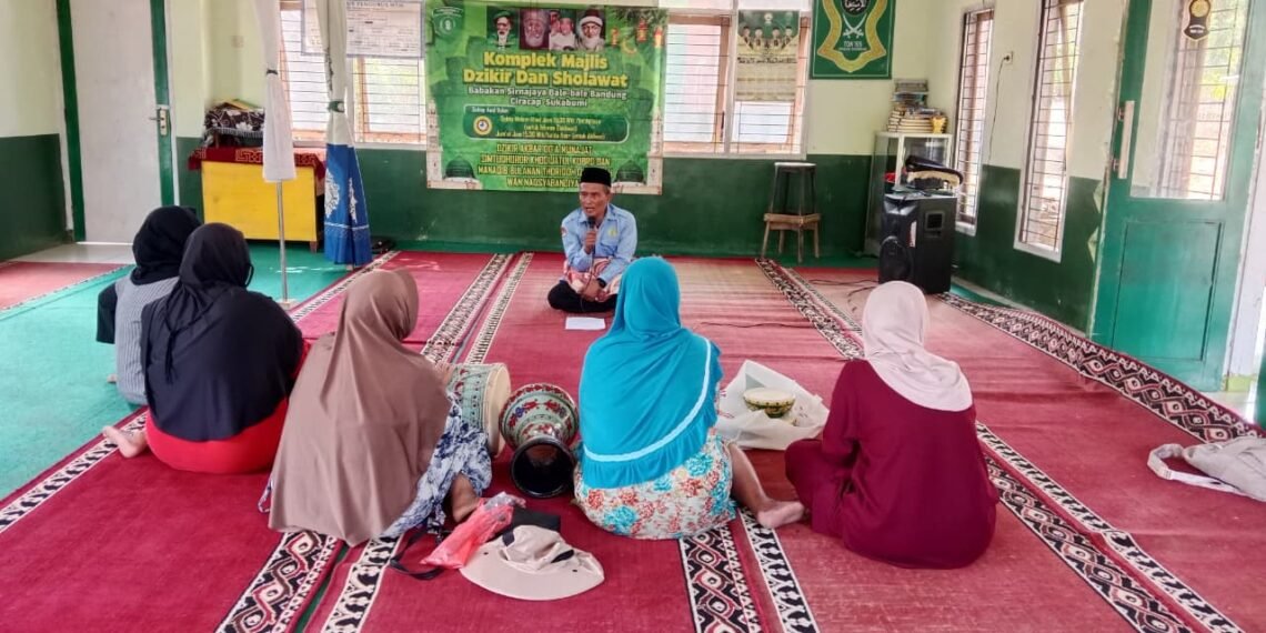 Gema Selawat Kebangsaan, Kepala KUA Ciracap Ajak Majelis Taklim Nurul Huda Berselawat