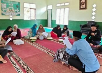 Gema Selawat Kebangsaan Hari Ketiga, KUA Ciracap Lanjutkan Pembacaan Dalā’il al-Khayrāt