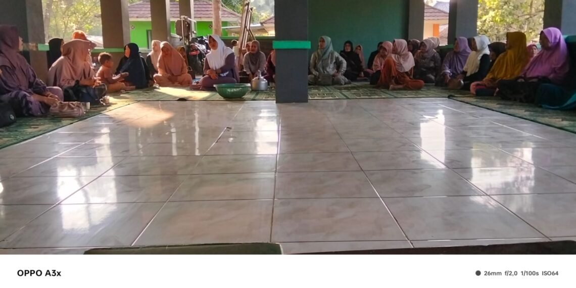 Penyuluh KUA Surade Perkuat Pembinaan Keagamaan melalui BIMLUH di MT Al-Ikhlas