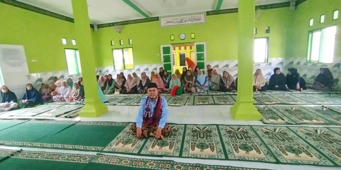 Semarakkan Gema Selawat Kebangsaan, Penyuluh KUA Kabandungan Bimluh di MT Nurussalam