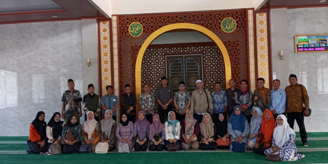 Pengajian Rutin MTA Surade, Penyuluh KUA Perkuat Pembinaan Keagamaan Aparatur
