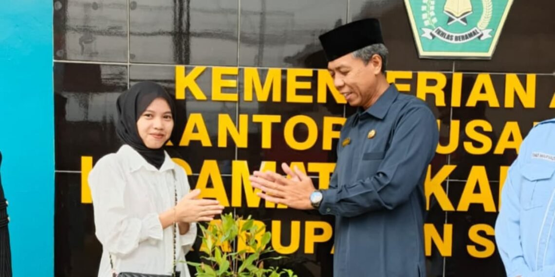 Peduli Lingkungan, Calon Pengantin KUA Kabandungan Sukseskan Program PEPELING dan Ekoteologi