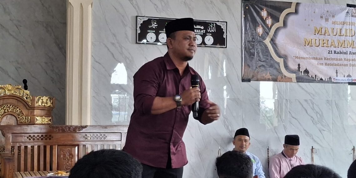 Penyuluh KUA Lengkong Jadi Pemateri Gebyar Maulid Nabi Muhammad SAW di SMAN 1 Lengkong