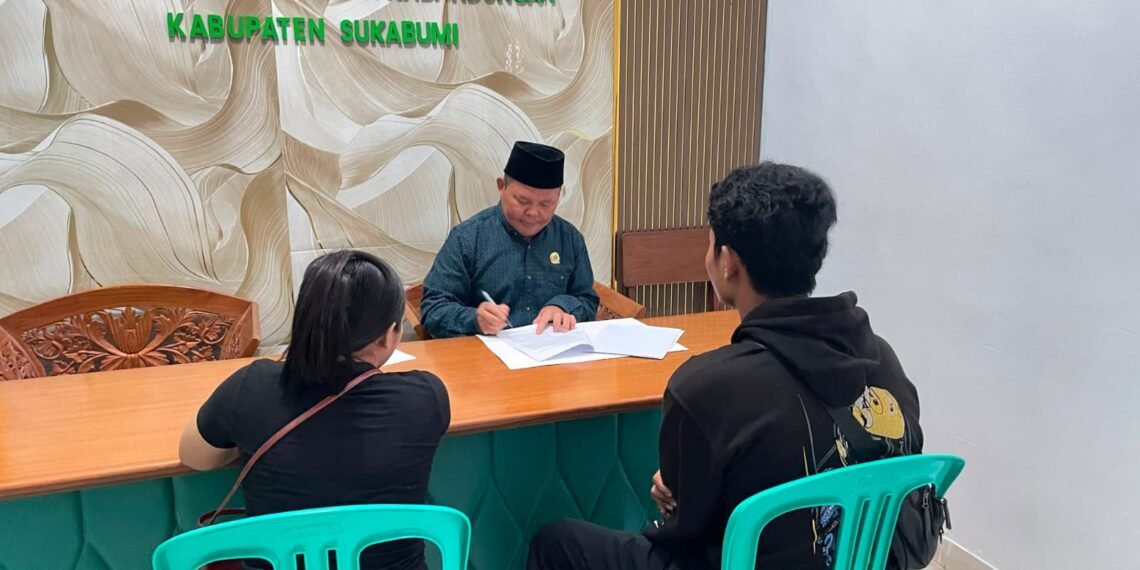 Pastikan Administrasi Perkawinan Tertib, Penghulu KUA Kabandungan Layani Pencatatan Berdasarkan Isbat Nikah