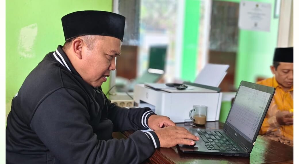 Penghulu KUA Ciracap Perkuat Tertib Administrasi untuk Dukung Pelayanan Kepenghuluan KUA Ciracap