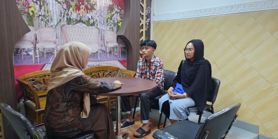 Penyuluh KUA Cibadak Bekali Calon Pengantin melalui Bimwin Mandiri