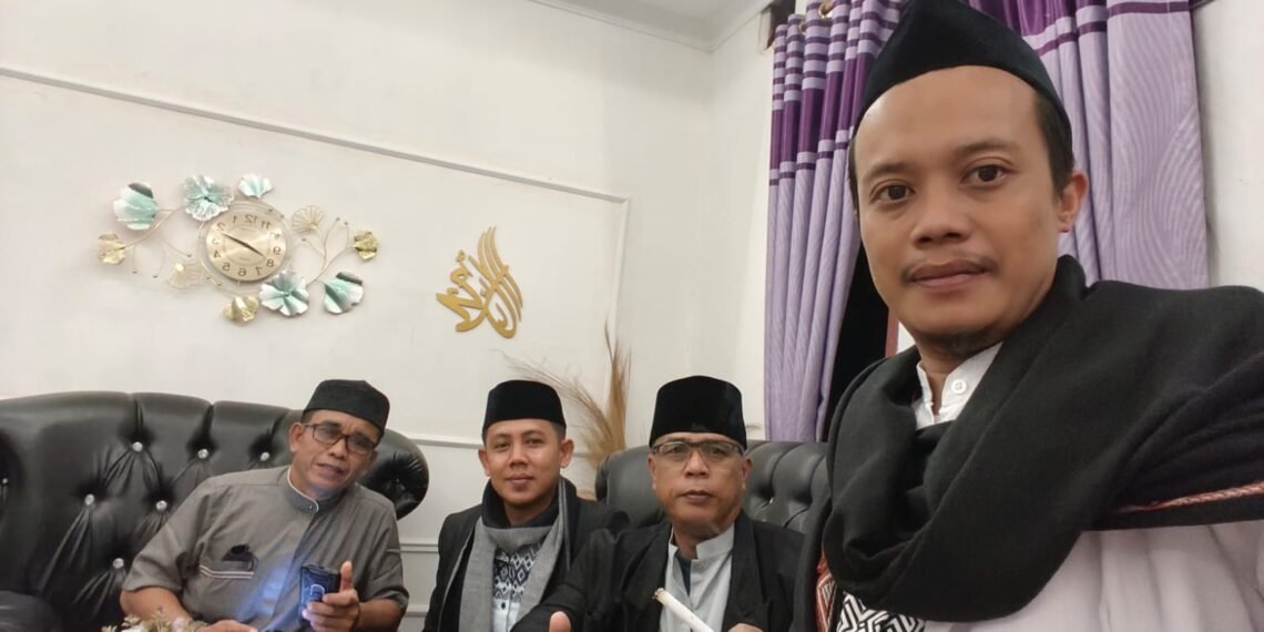 PLO KUA Bojonggenteng Jadi Qori pada Peringatan Maulid Nabi di Desa Berekah