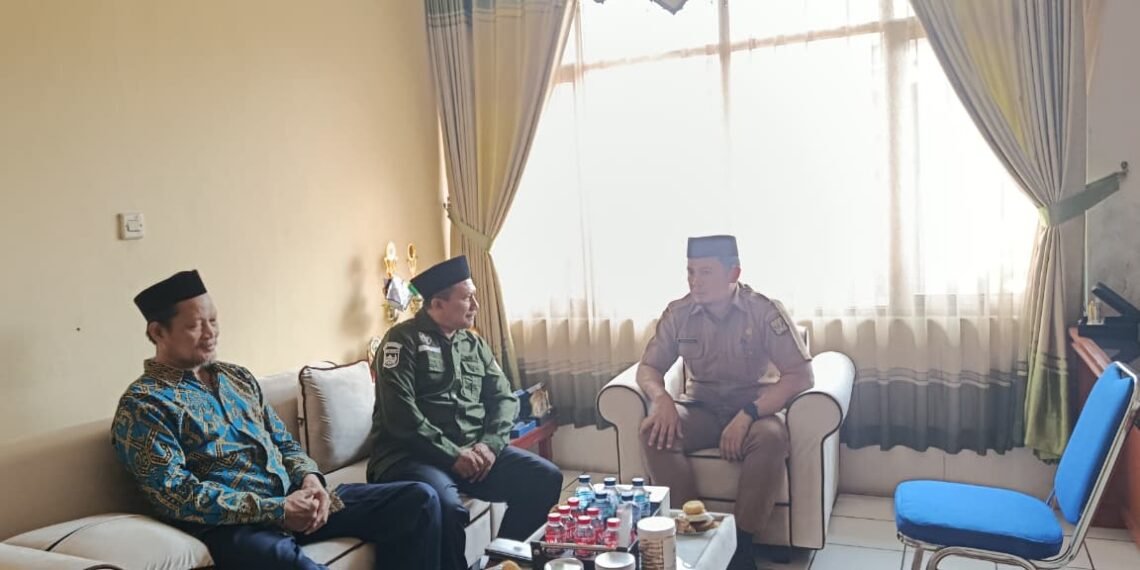KUA dan MUI Parungkuda Perkuat Koordinasi dengan Pemerintah Kecamatan