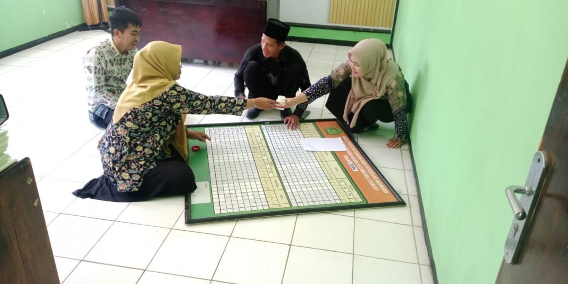 KUA Ciracap Tata Informasi Keagamaan, Padukan Data Kepenghuluan dan Penyuluhan