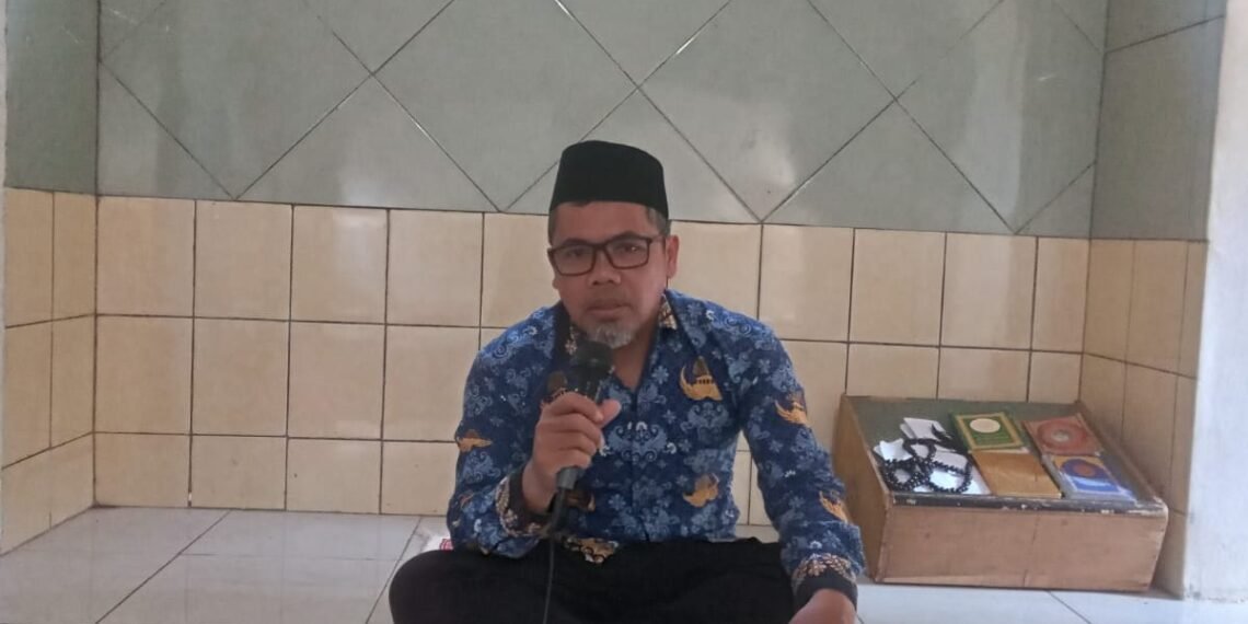 Penyuluh Agama Islam KUA Cibadak Gelar Bimluh, Ajak Jamaah Teladani Akhlak Rasulullah