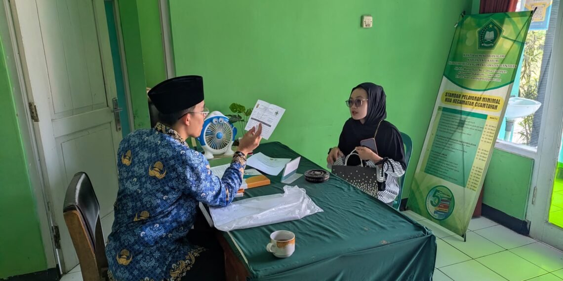 Penghulu KUA Cicantayan Buka Layanan Konsultasi Pernikahan, Perkuat Kesiapan Calon Pengantin