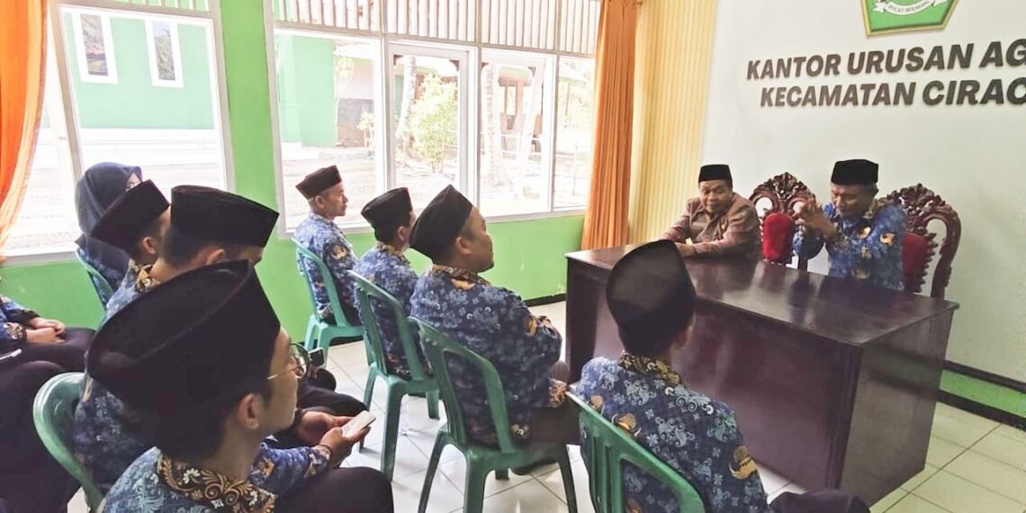Kasi Bimas Islam Bina KUA Ciracap, Tekankan Ta’aruf, Tafahum, Ta’awun, Takaful dan Penguatan Budaya Kerja