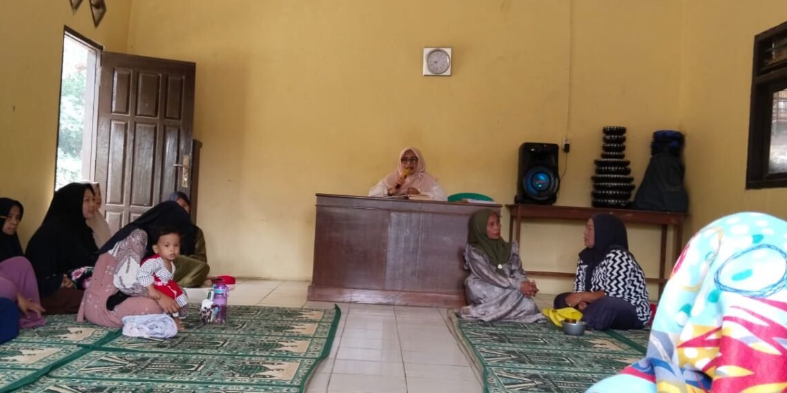 Penyuluh Agama Islam Jampangkulon Bahas Keluarga Maslahat di MT Al-Hasanah