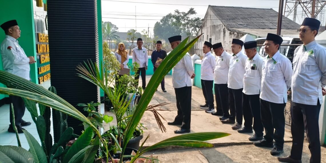 KUA Nagrak Tekankan Kedisiplinan dan Semangat Bekerja Ikhlas dalam Apel Pagi