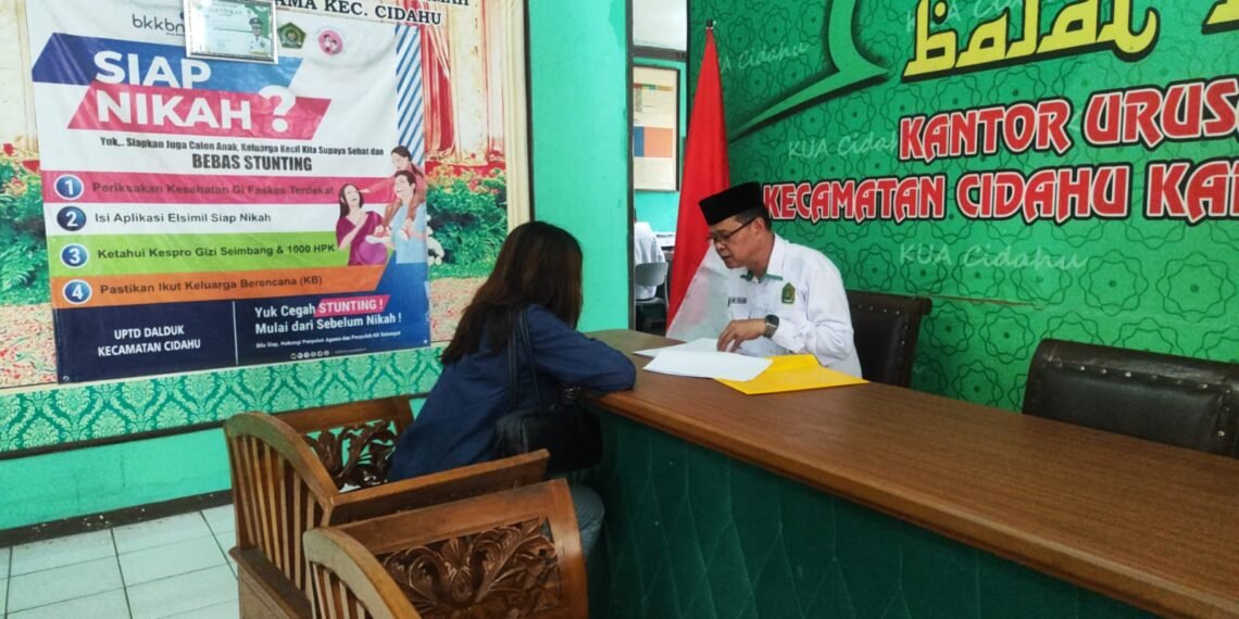 Kepala KUA Cidahu Layani Konsultasi Rekomendasi Pernikahan ke Rowokele Kebumen