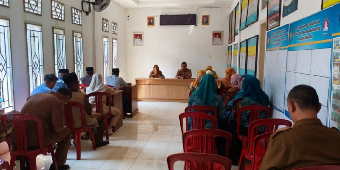 Kepala KUA Gunungguruh Hadiri Rakor Kecamatan, Perkuat Koordinasi Lintas Instansi