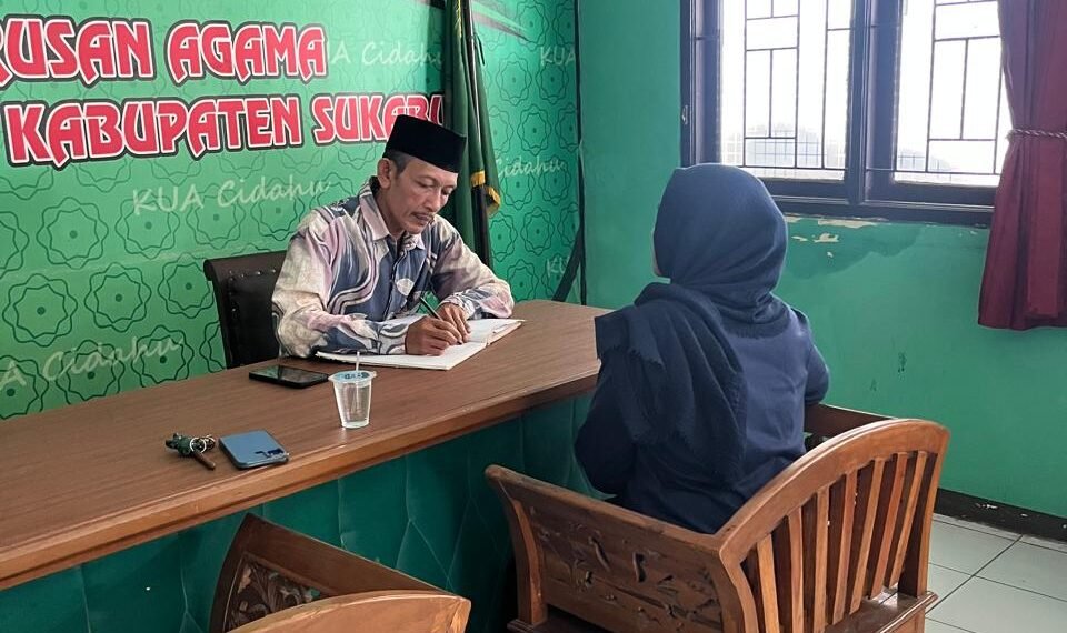 Penghulu KUA Cidahu Buka Layanan Konsultasi Administrasi Pernikahan bagi Warga