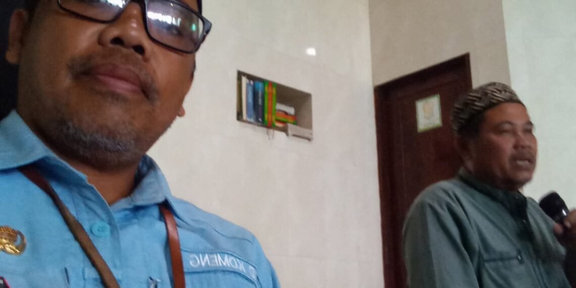 Penyuluh KUA Cibadak Sosialisasikan Program Halal Oktober kepada Majelis Taklim Al Ikhlas