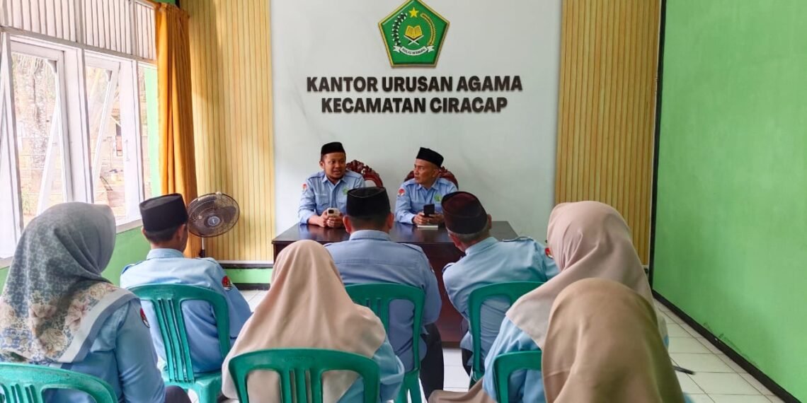 KUA Ciracap Tindak Lanjuti Webinar Kemenag Edukreatif melalui KRU SMART