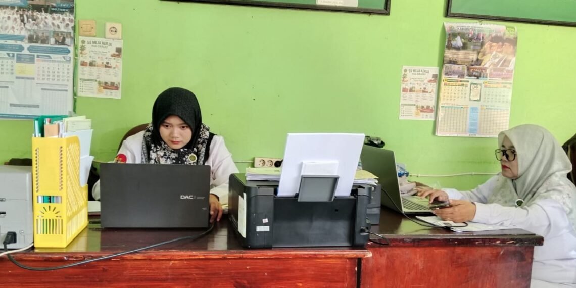 Pelaksana dan PLO KUA Ciracap Perkuat Tata Kelola Administrasi Pelayanan